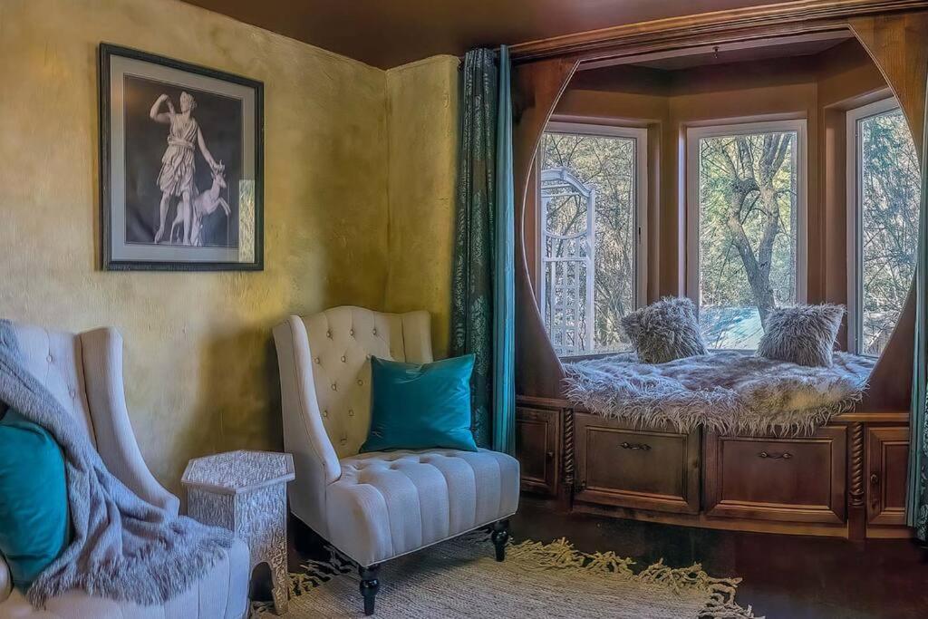 アシュランド European Style Straw Bale Retreatヴィラ エクステリア 写真