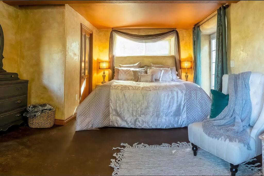 アシュランド European Style Straw Bale Retreatヴィラ エクステリア 写真